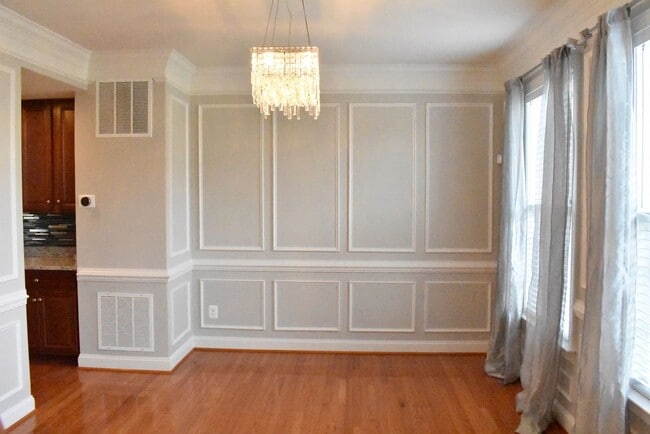 Photo - Smith Pond's Finest Colonial