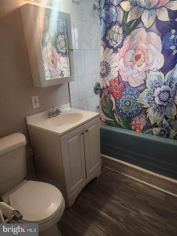 Photo - 6619 Guyer Ave