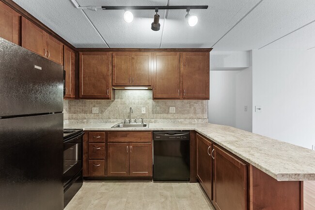 Photo - The Marshall