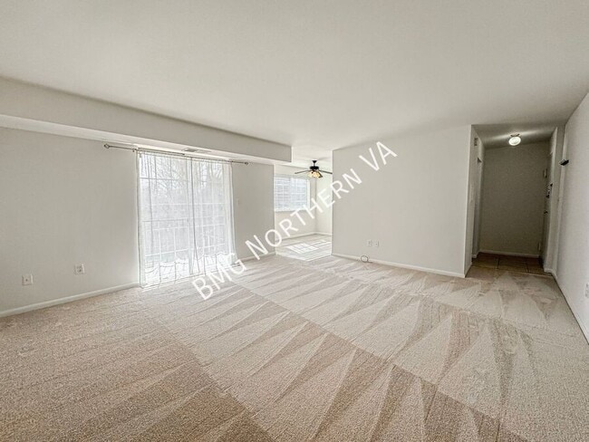 Photo - 1523 Colonial Dr