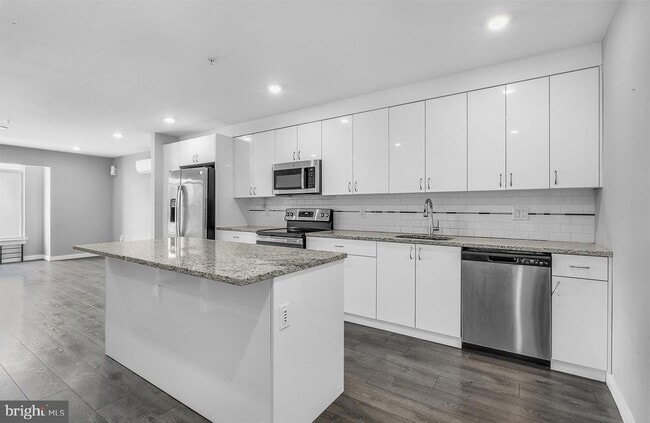 Photo - 1447 N 8th St Casa