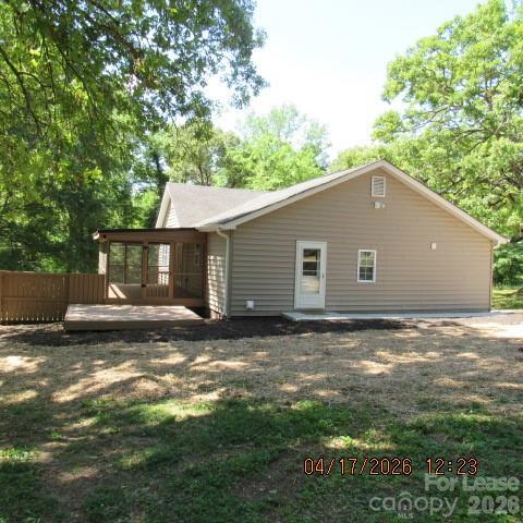 Photo - 10922 Hilton Dr