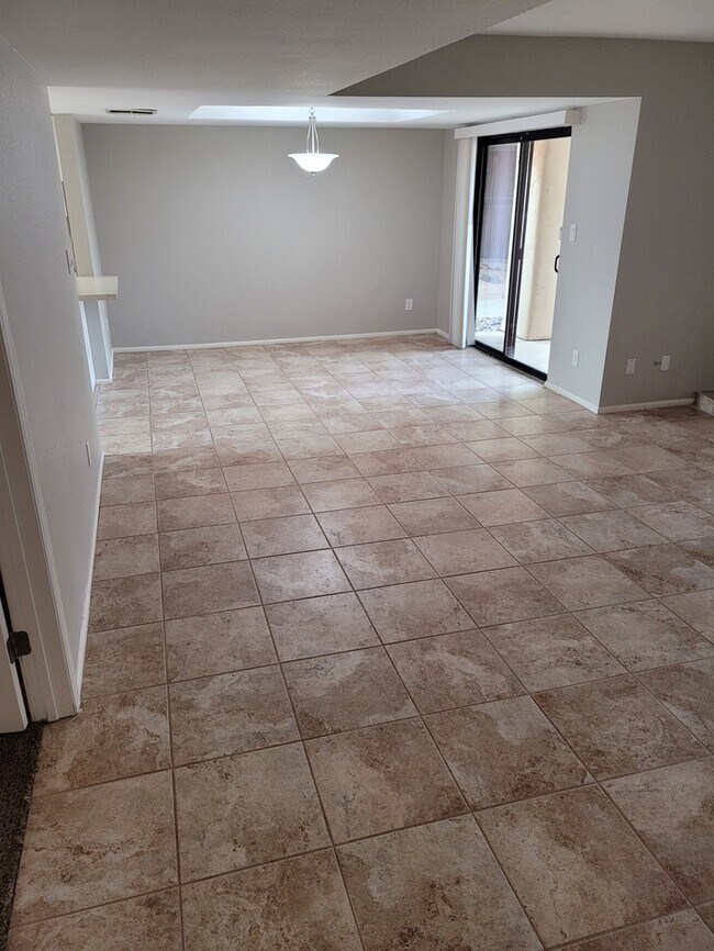 Photo - Updated 2/2 condo with 2 master bedrooms! Unit 126