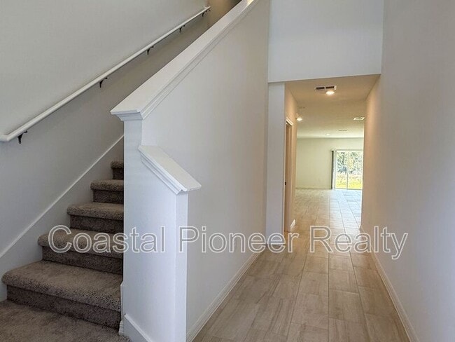 Photo - 17614 Pleasantview Blvd