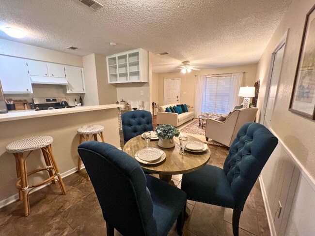 Photo - 604 Meadow Lark Ave Unidad A