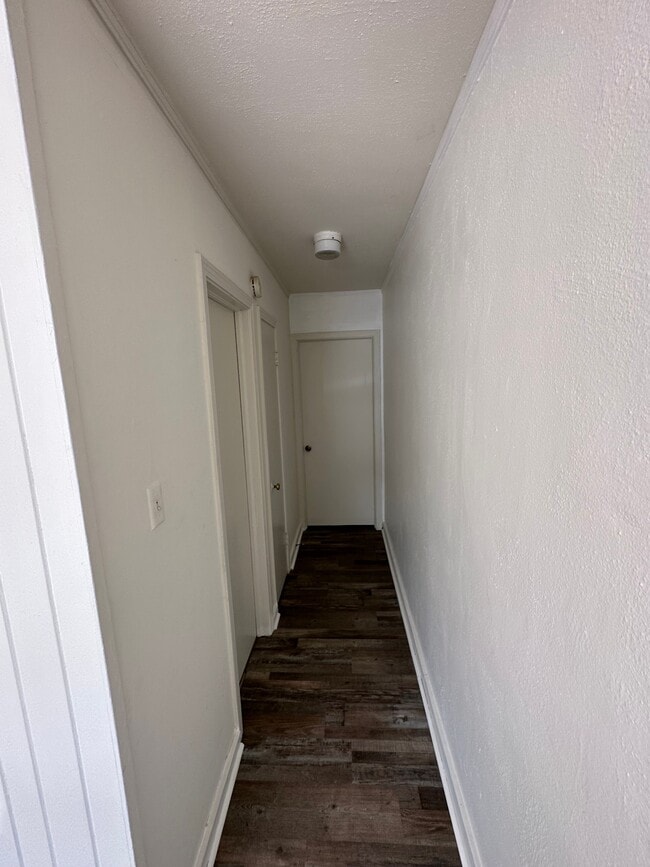 Photo - 101 E Mills St