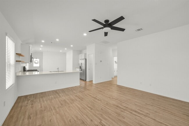 Photo - 3003 Halleton Ct.