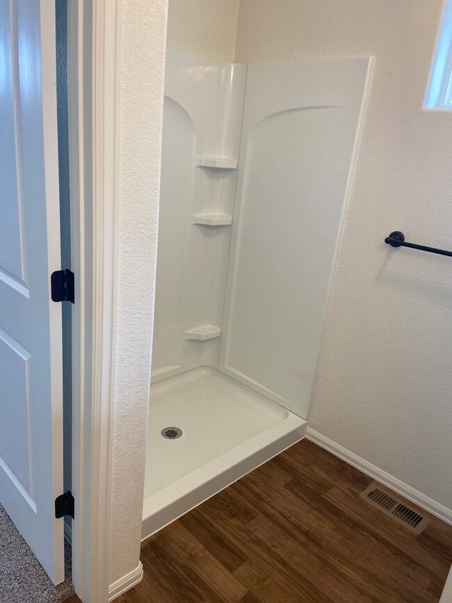 Photo - 3 bedroom, 3 bath home in Raindance Community.