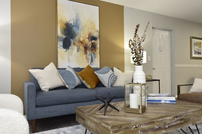 Living Room - Revere at Hamilton Place