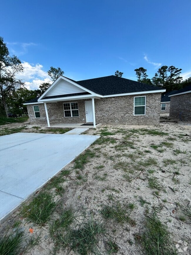 Building Photo - 3 Bed 2 Bath - New Construction Brick Homes
