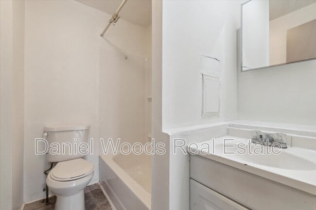 Photo - 3927 Powelton Ave