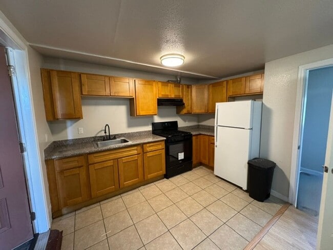 1621 Sumatra St Unit 1621 B