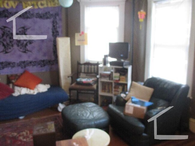 Photo - Large Apartment in Allston Central Location, Gas, Heat, Hot Water Included, Eat-in Kitchen, Laund...