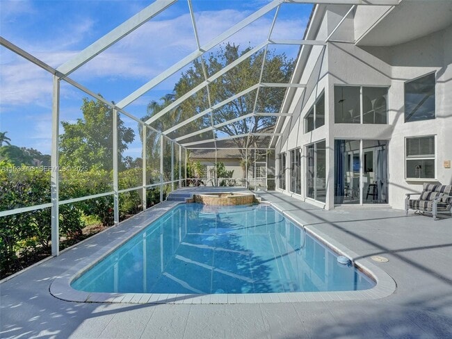 Building Photo - 4310 NW 63rd Ave