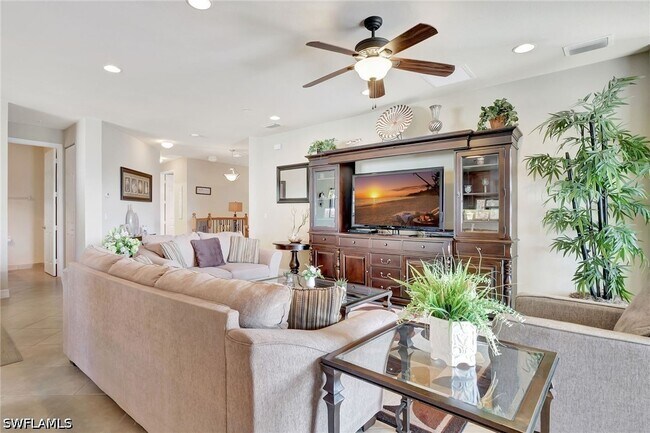 6548 Monterey Point Unit 204