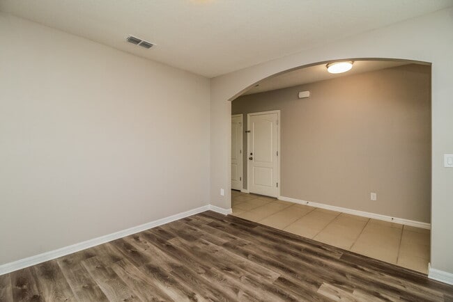 Photo - 3459 Landing Vw