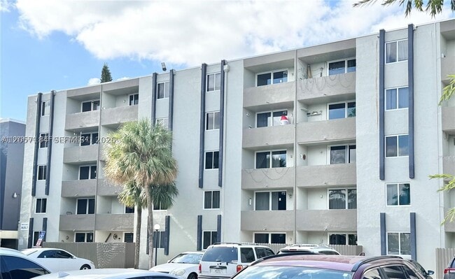 Building Photo - 10090 NW 80th Ct Unit 1542