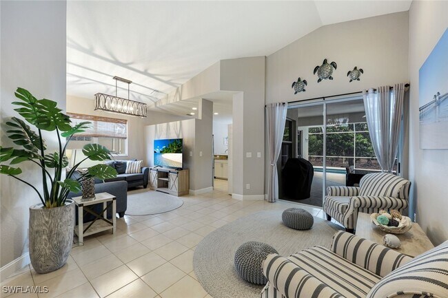 Photo - 697 Crossfield Cir