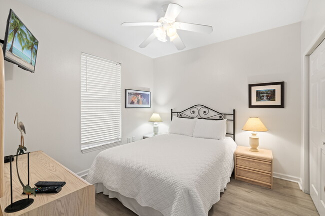 Photo - 225 Atlantis Cir