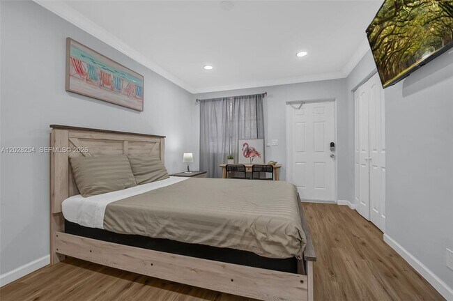 Photo - 1716 SW 11th Ct Unit 2
