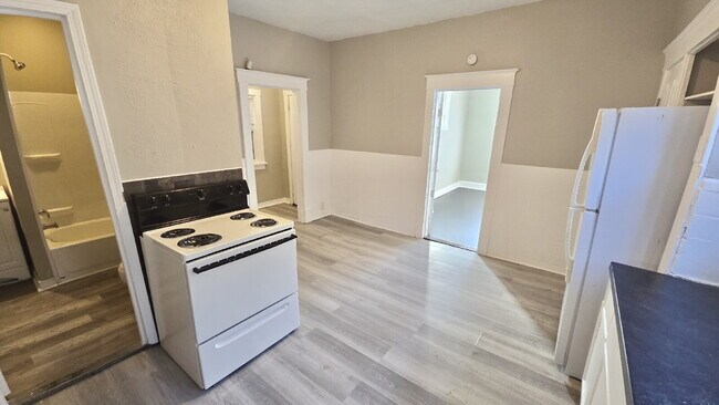 Photo - 5914 Lalite Ave