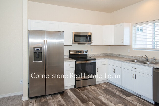 Photo - 855 Endeavor Wy