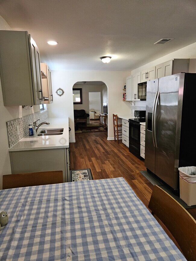 Photo - 120 Chesney Blvd