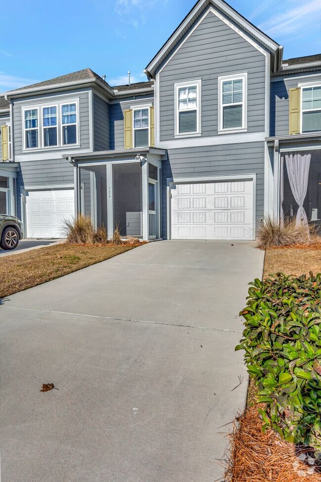 Building Photo - Charming Nexton 3-Bedroom Townhome with Po...