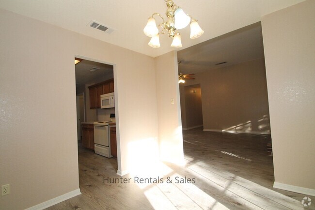 Building Photo - Sun Meadows Four-Bedroom! Rental