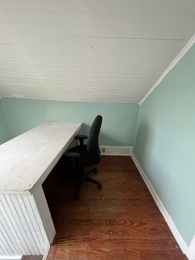 Photo - 109 Church St