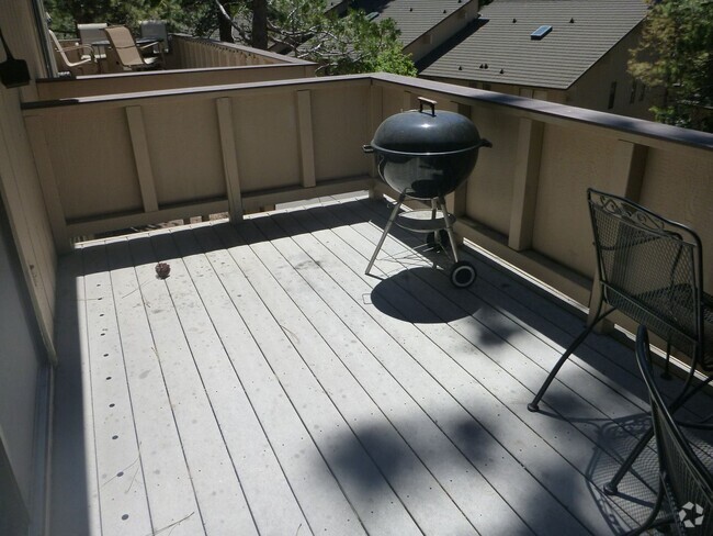 Building Photo - Mountain Shadows Rental