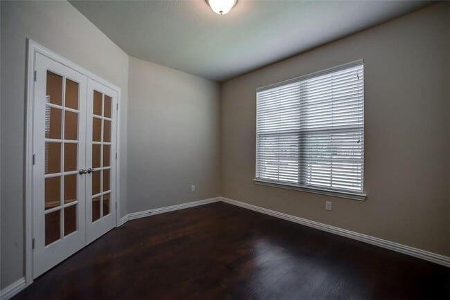 Photo - 4525 Conrad Ave