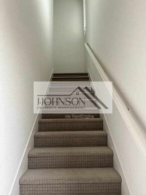 262 E Natasha Ave
