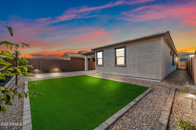 Photo - 16777 W Poinsettia Dr