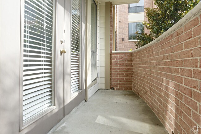 Patio - North Post Oak Lofts