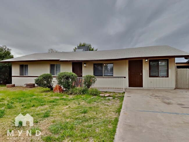 Photo - 1515 E Orange St Casa