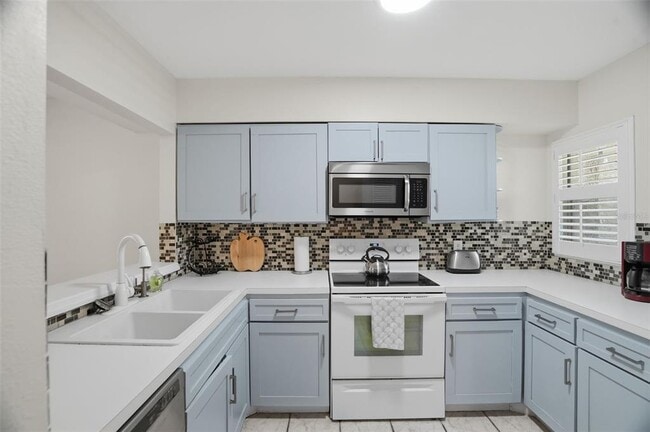 Photo - 5557 Sea Forest Dr Unidad 215