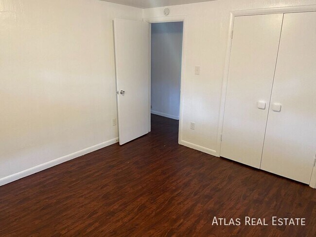 Photo - 831 E San Miguel St