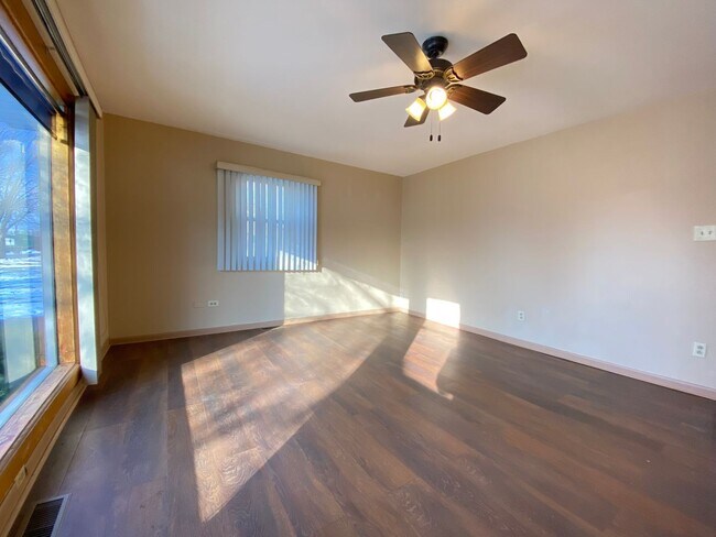 Photo - 3 Bedroom Home in Merrillville, IN