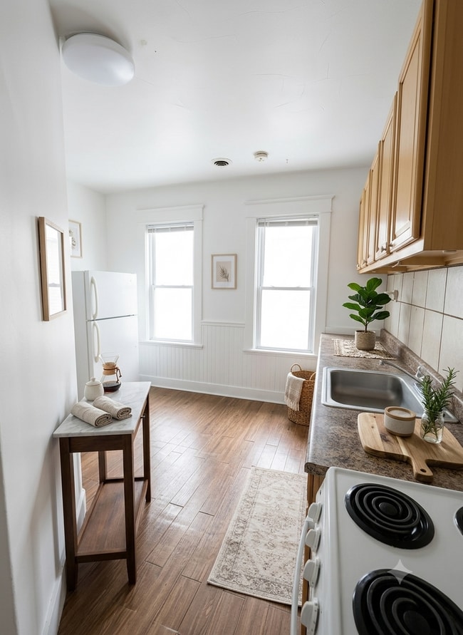 Photo - ? Steps from Brady St! Bright 2BR with FREE Laundry & Pet-Friendly Living Unit #4 Upper Rear