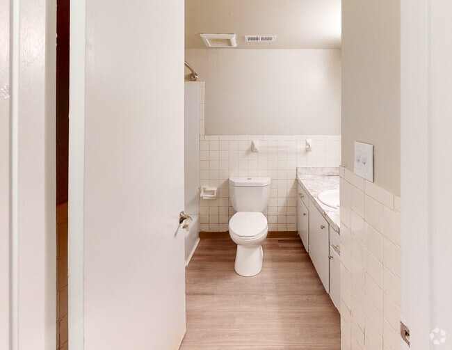 2BR,1BA