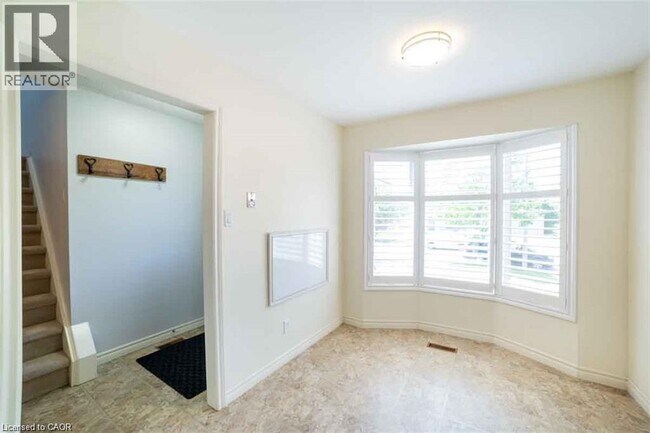 Photo - 19 Beachgrove Crescent