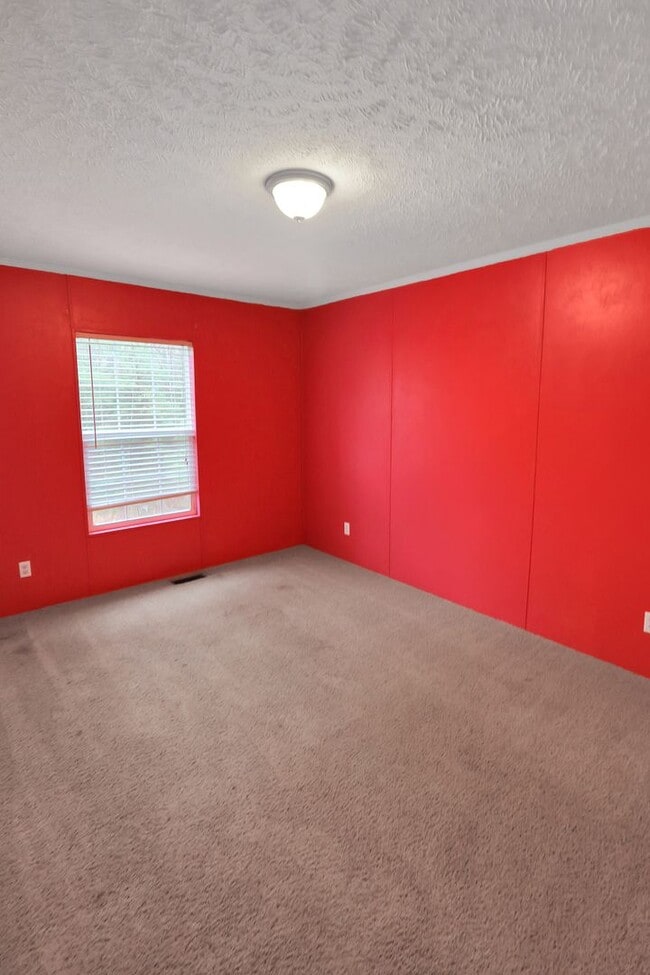 Building Photo - Country Living in New Kent County! Rental