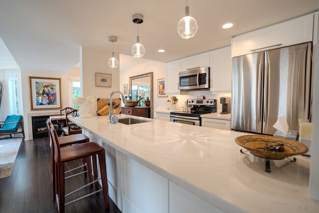 Photo - 5 Valleymede Ct