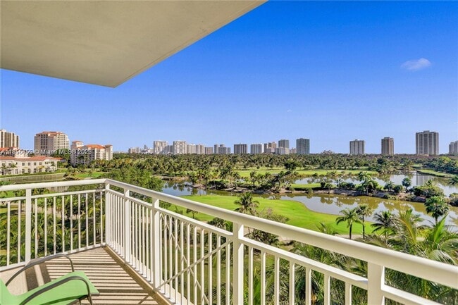 Building Photo - 19501 W Country Club Dr Unit 714 Rental