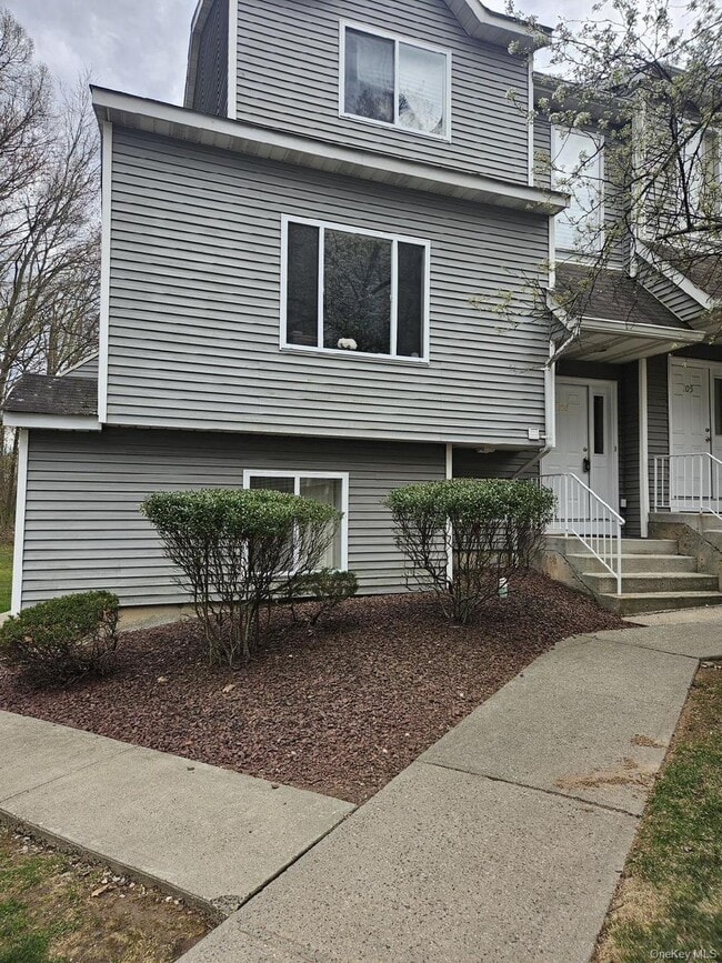 Photo - 106 Arlington Ct