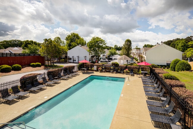 Ashmore Bridge Estates Apartment Homes