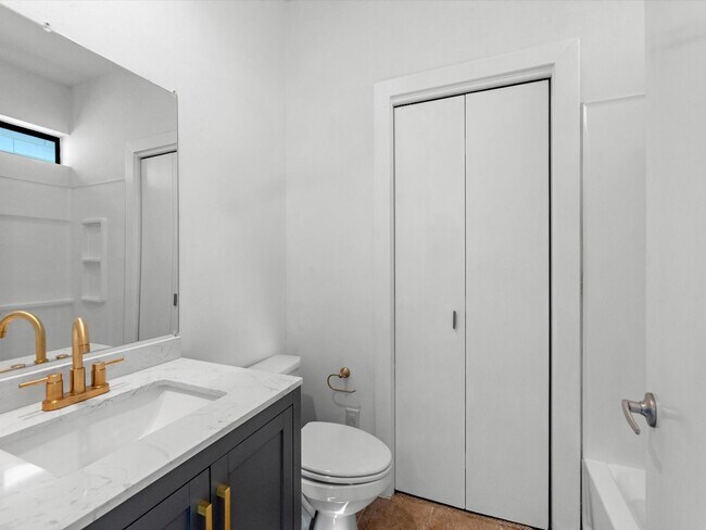 Photo - 4421 Eigel St