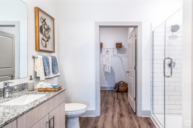 1BD, 1BA - 824SF