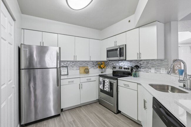 Pembroke Pines Landings Apartments
